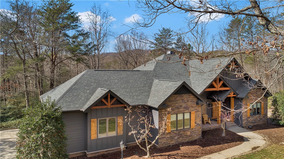 14 Laurel Cove Lane
