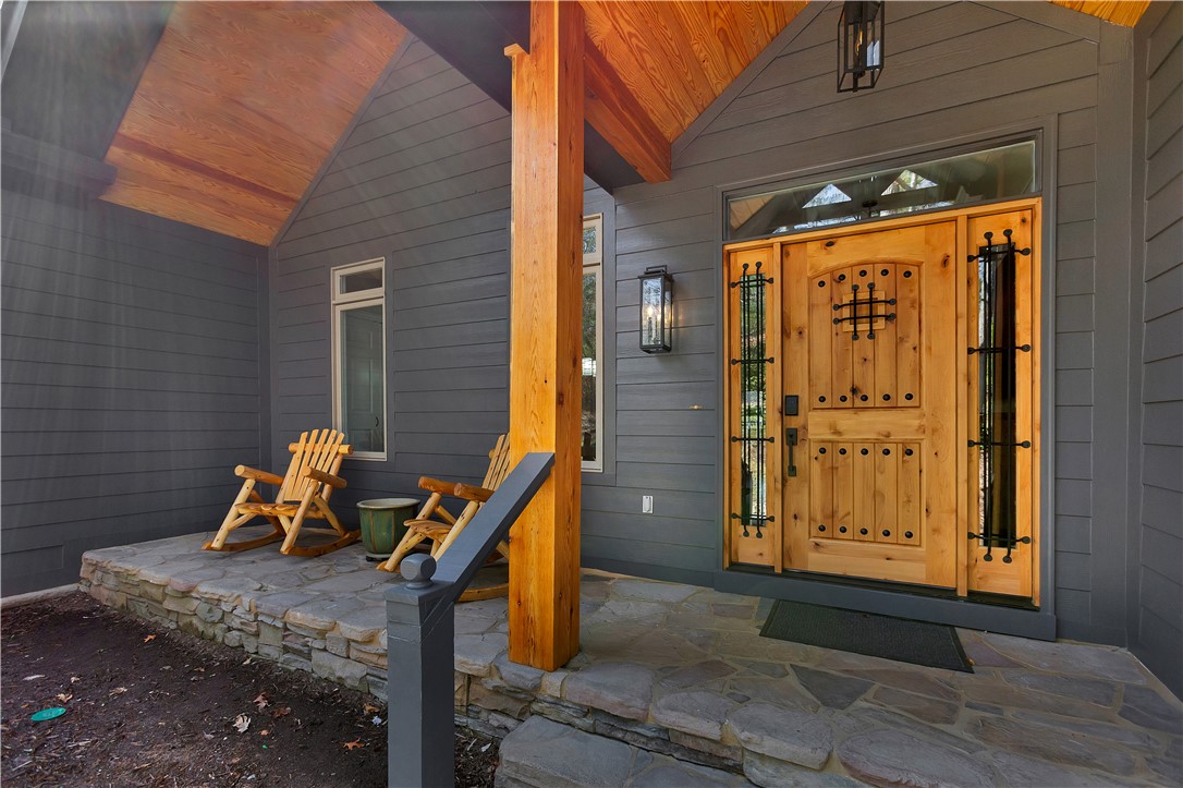 14 Laurel Cove Lane