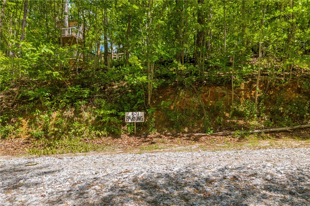 621 Crossland Creek Court
