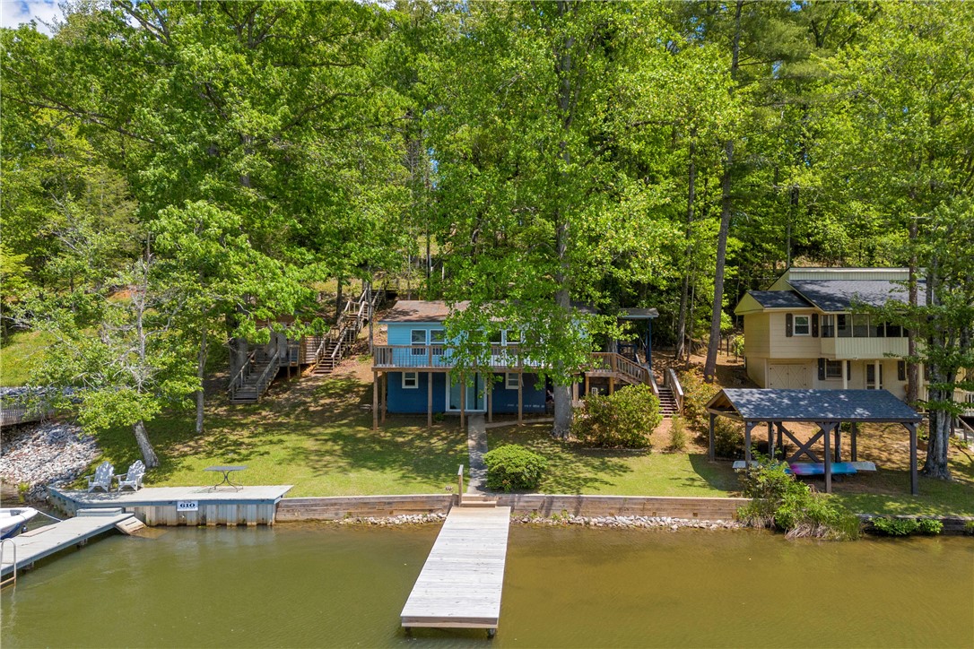 621 Crossland Creek Court