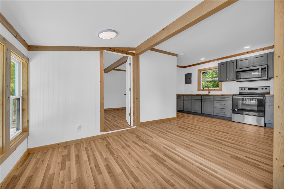 621 Crossland Creek Court