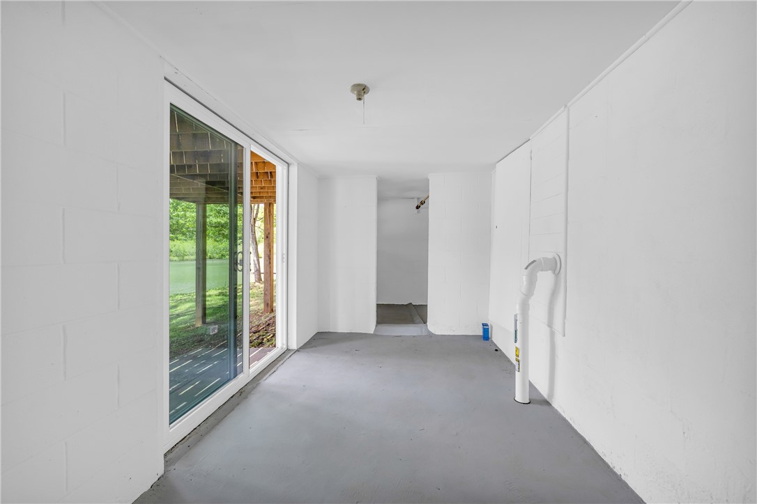 621 Crossland Creek Court
