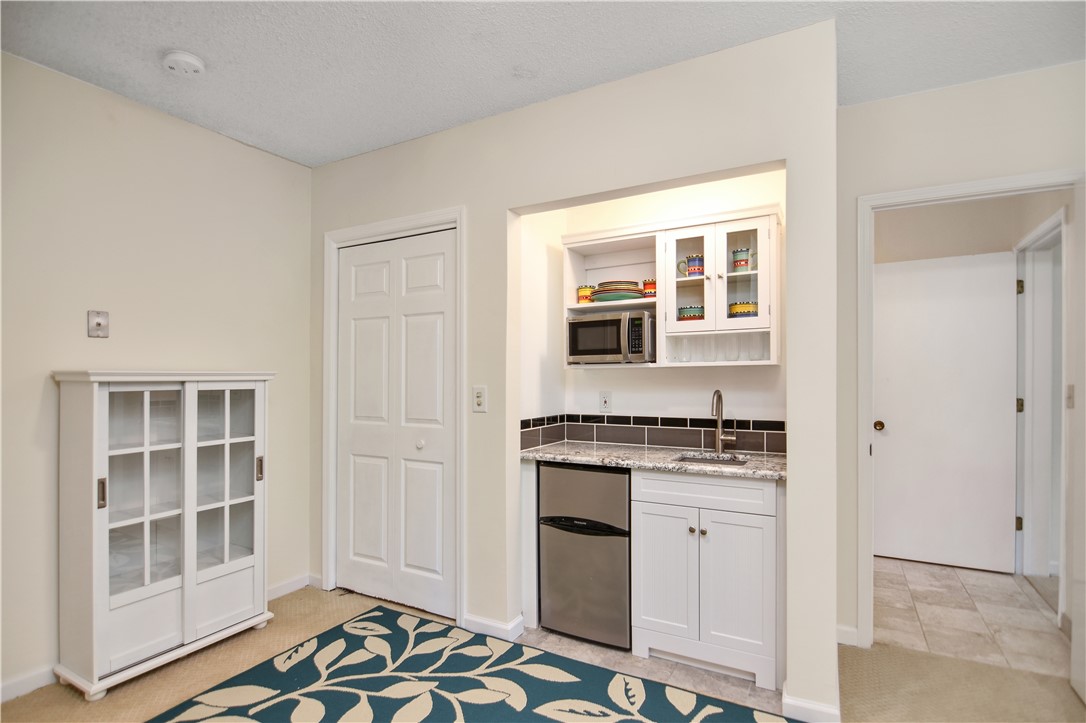 32 Par Harbor Way