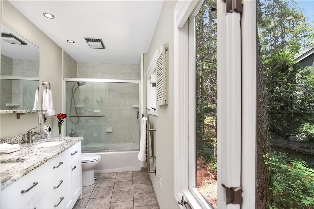 32 Par Harbor Way