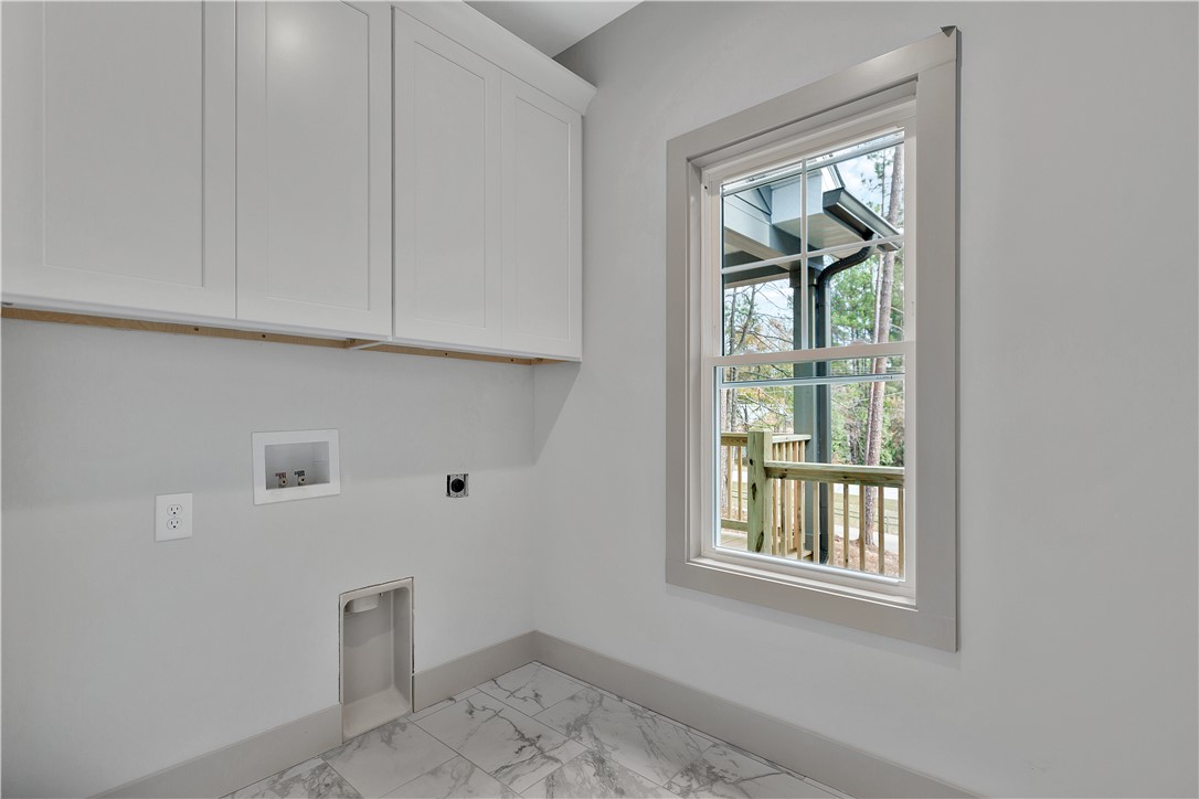 40 Pine Garden Way Drive