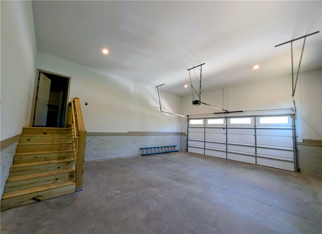 40 Pine Garden Way Drive