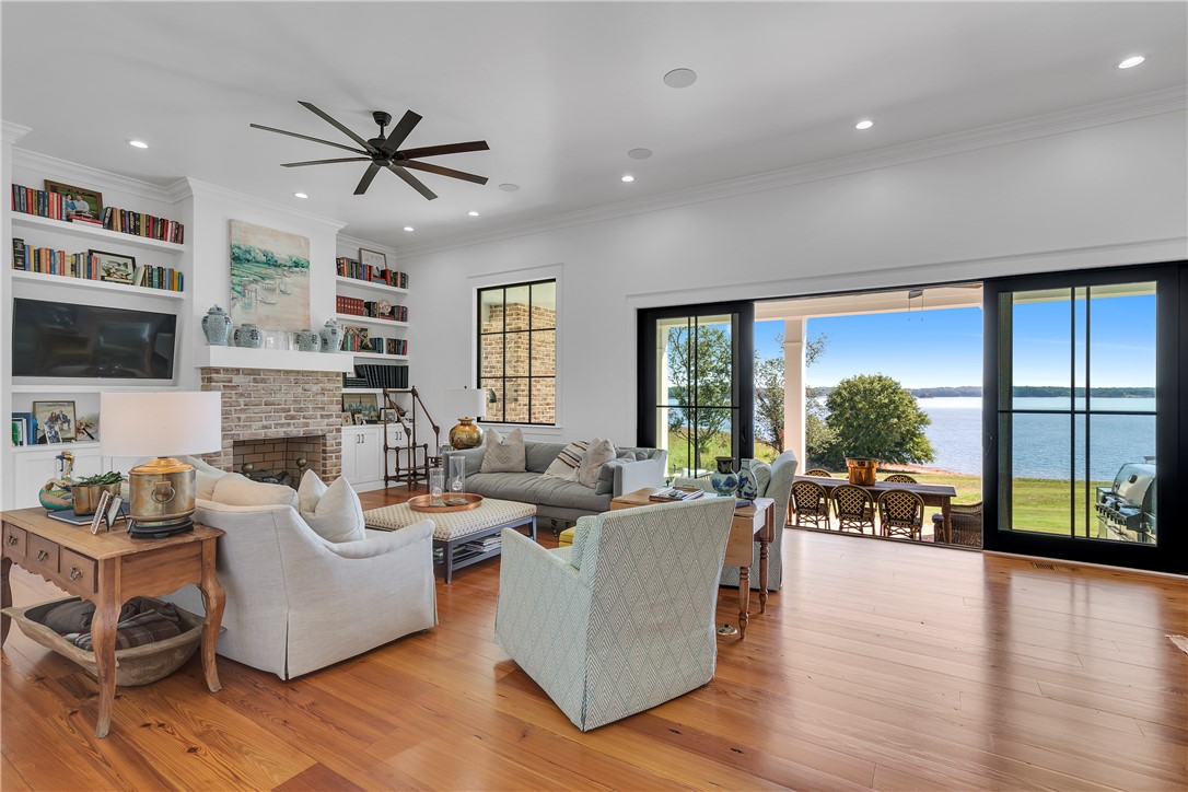 100 Keowee Club Road