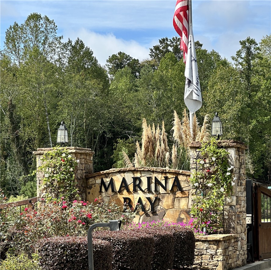 Lot 4 Marina Bay Drive