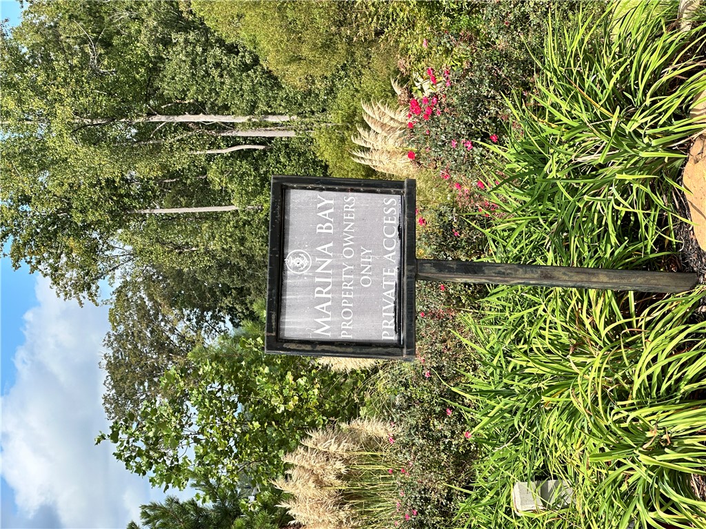 Lot 4 Marina Bay Drive