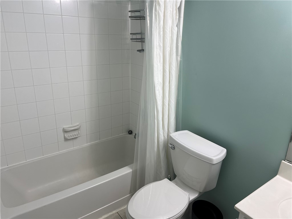 833 Old Greenville Highway 1037