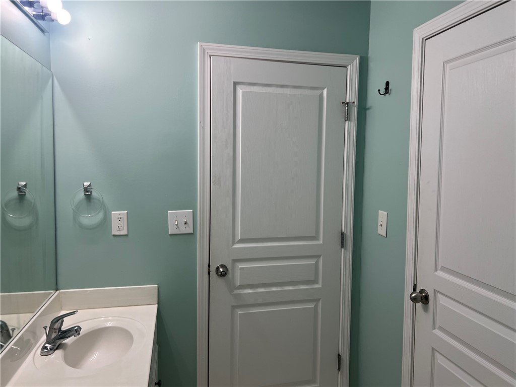 833 Old Greenville Highway 1037