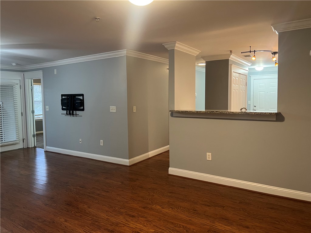 833 Old Greenville Highway 1037