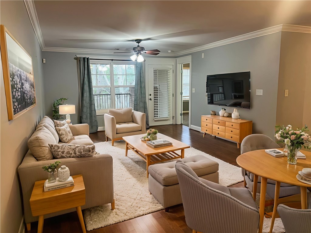 833 Old Greenville Highway 1037