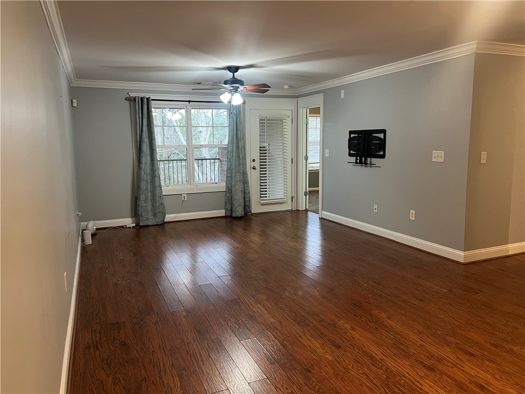 833 Old Greenville Highway 1037