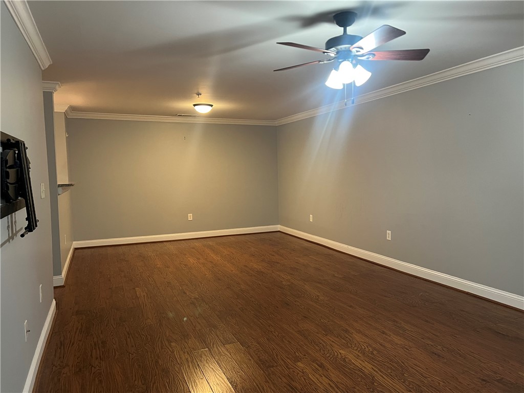 833 Old Greenville Highway 1037