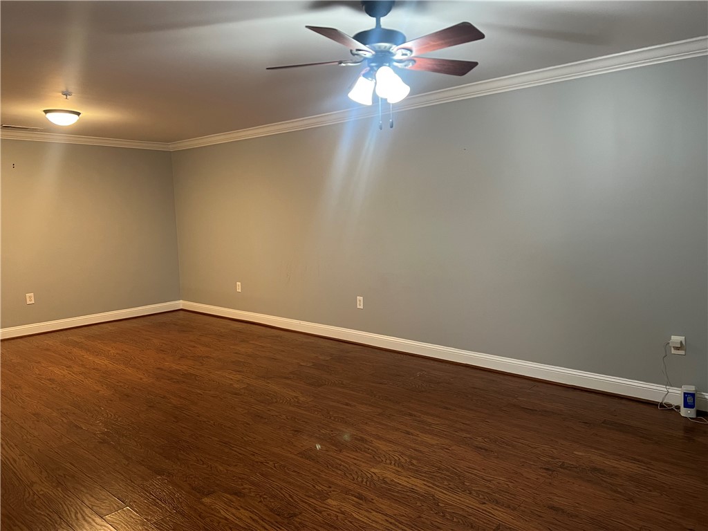 833 Old Greenville Highway 1037