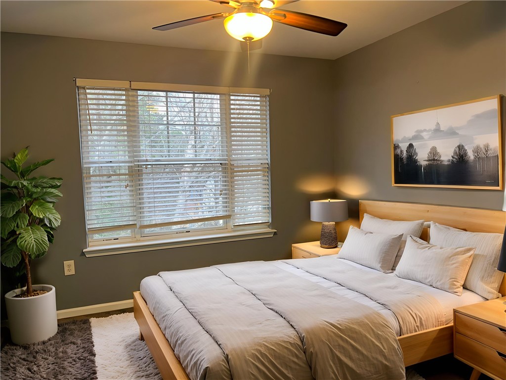 833 Old Greenville Highway 1037