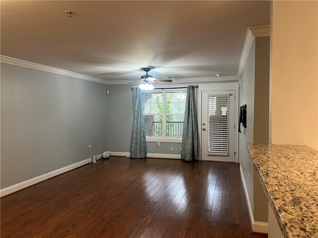 833 Old Greenville Highway 1037