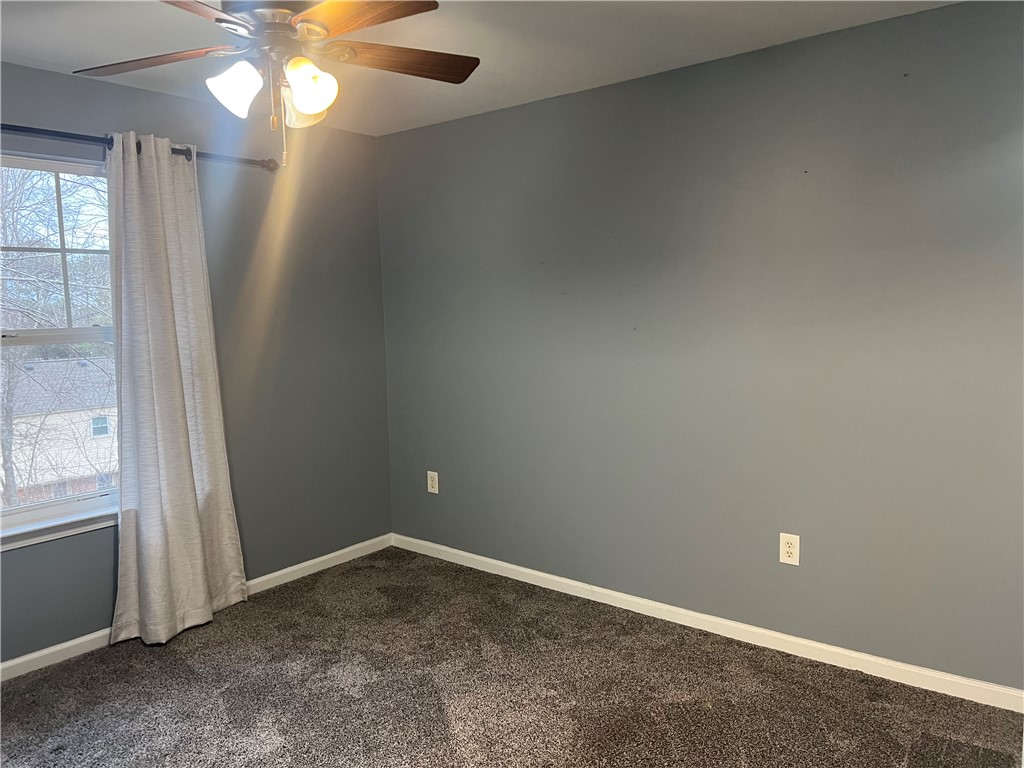 833 Old Greenville Highway 1037