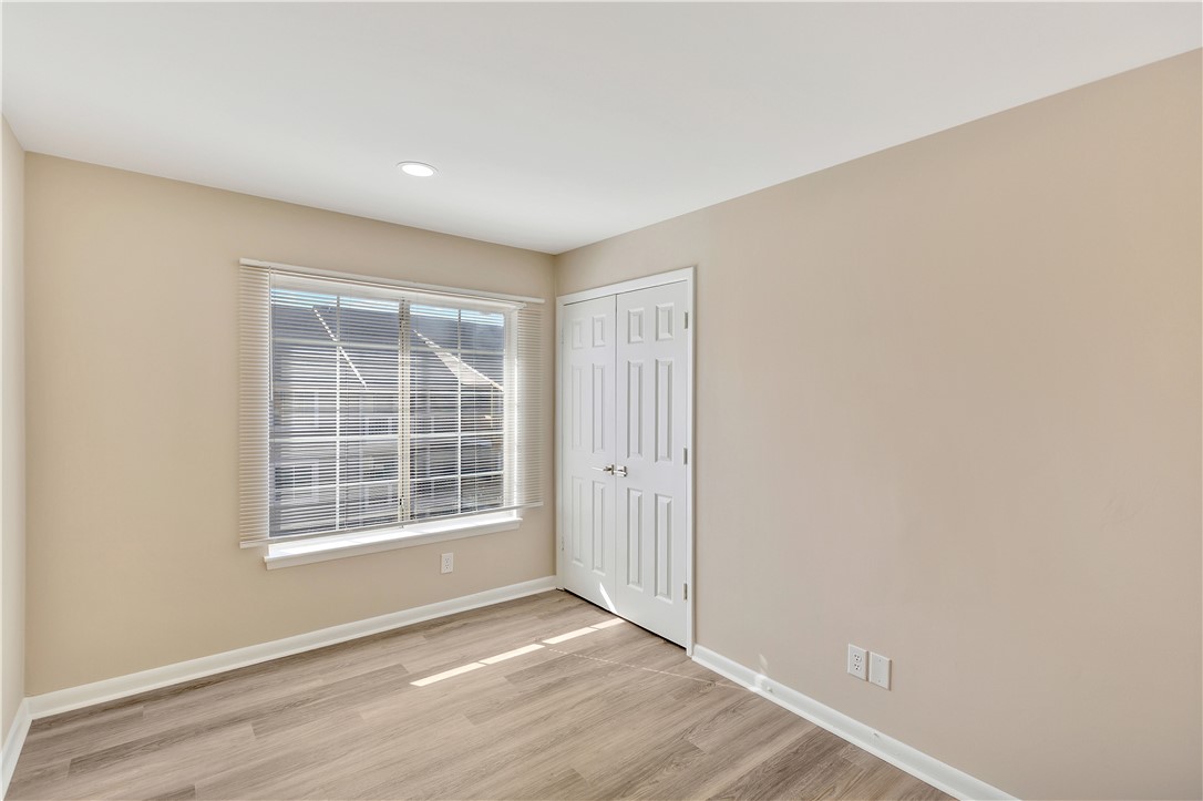 220 Elm Street #433