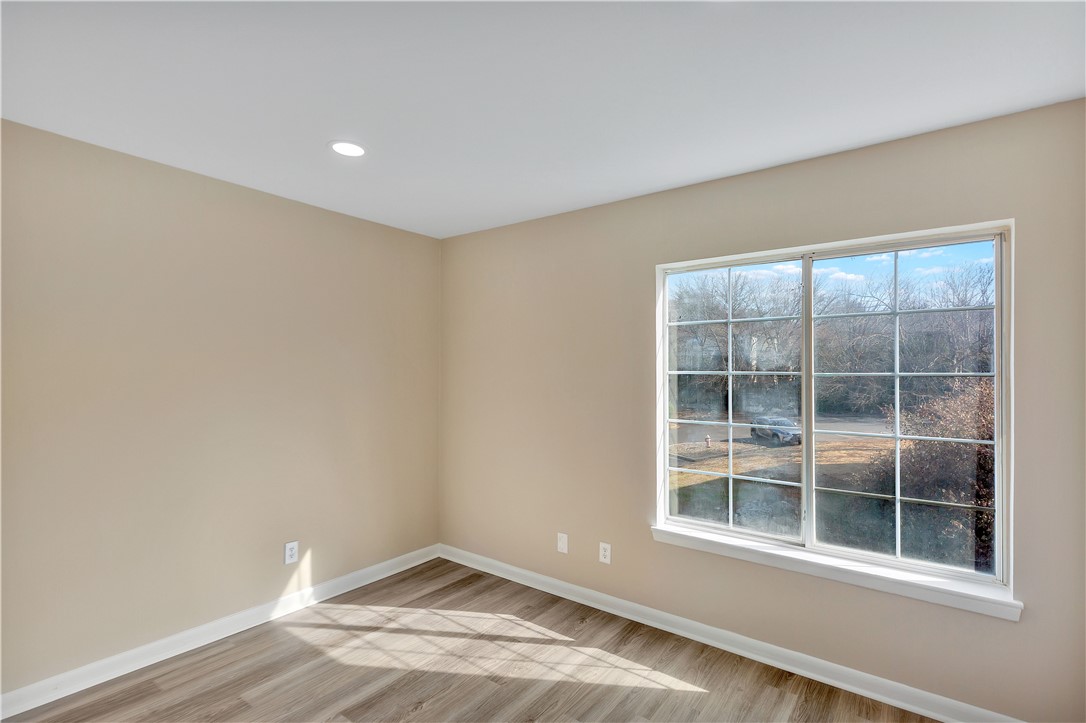 220 Elm Street #433