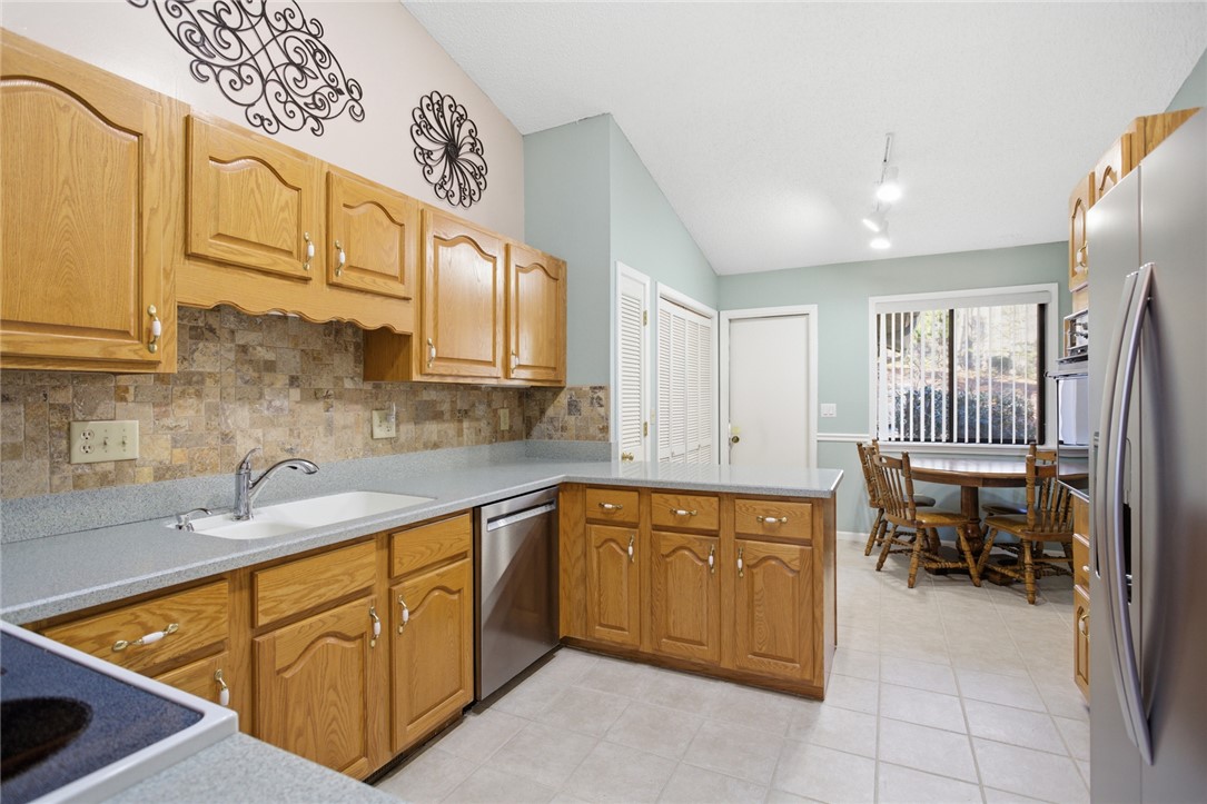 9 Quartermaster Drive