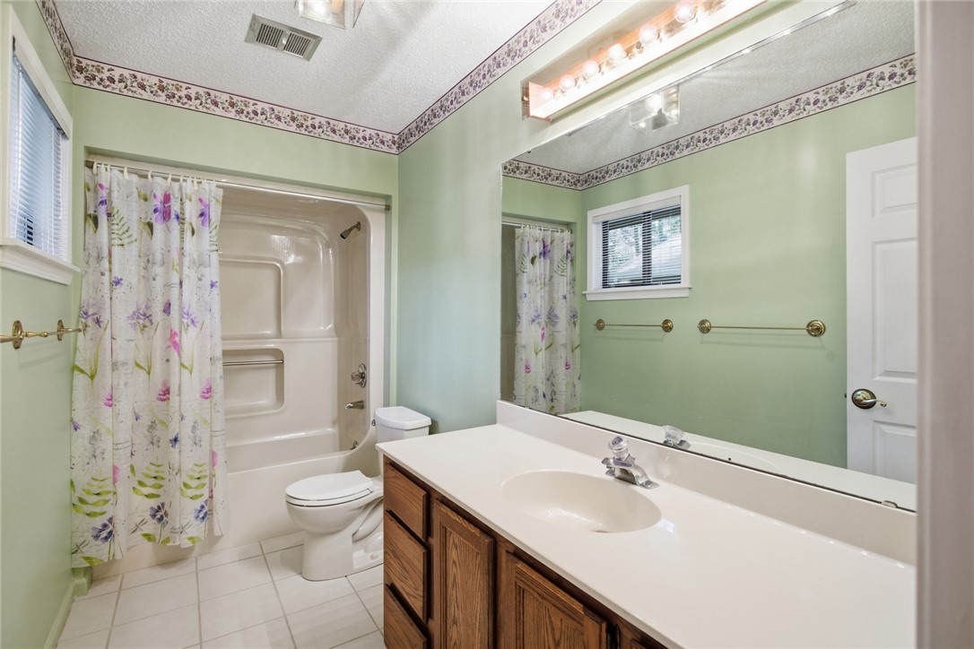 9 Quartermaster Drive