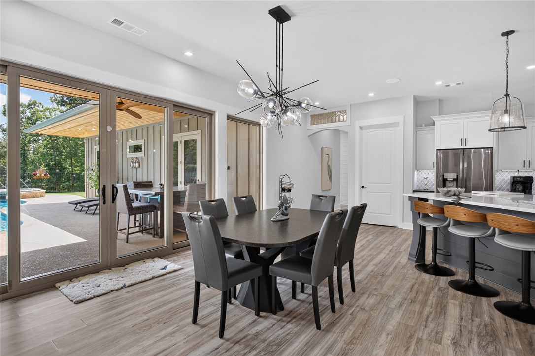 843 Little Bay Lane