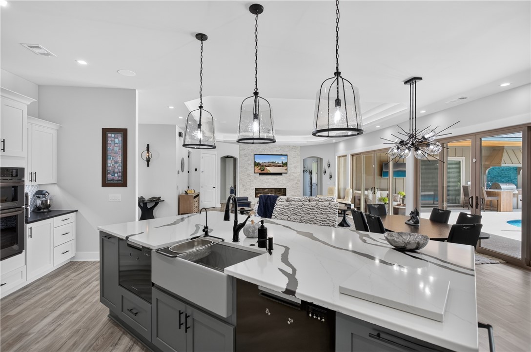 843 Little Bay Lane