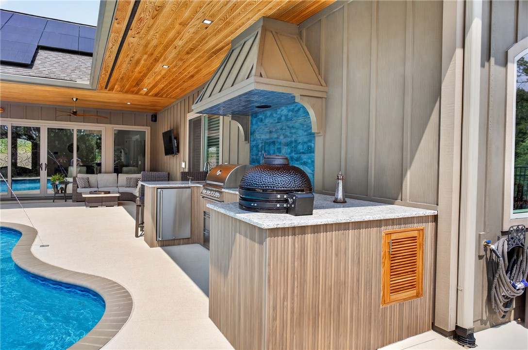 843 Little Bay Lane