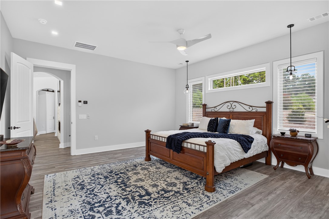 843 Little Bay Lane