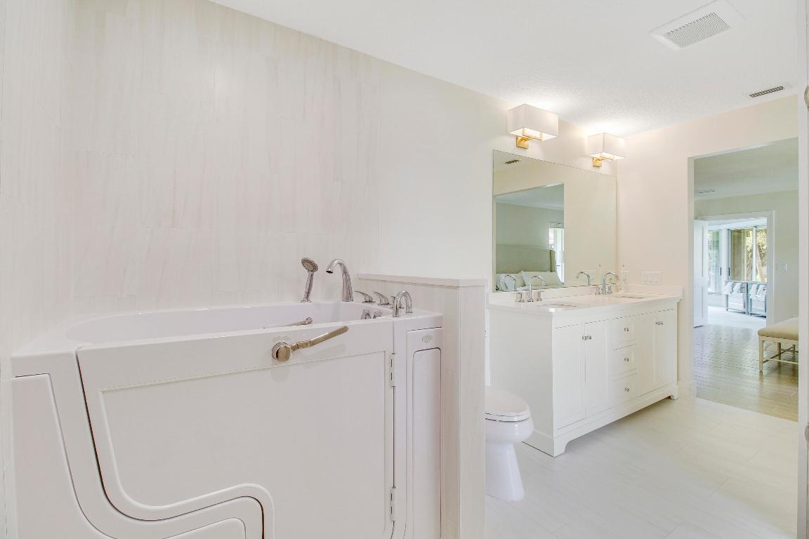 125 Clubhouse Boulevard