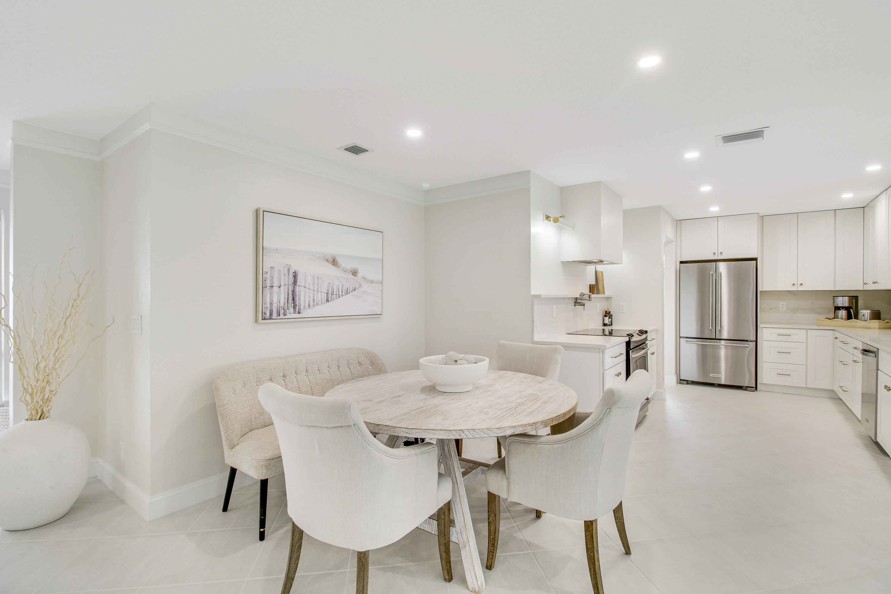 125 Clubhouse Boulevard