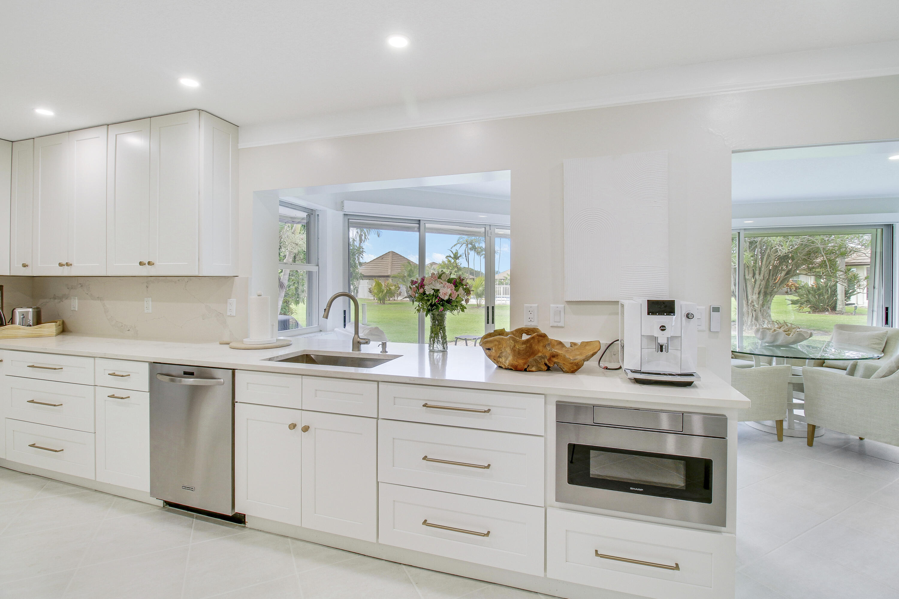 125 Clubhouse Boulevard