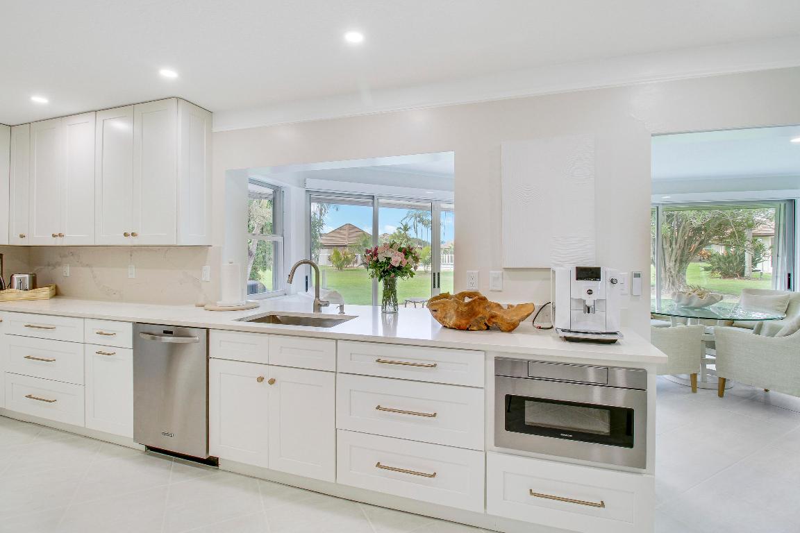 125 Clubhouse Boulevard