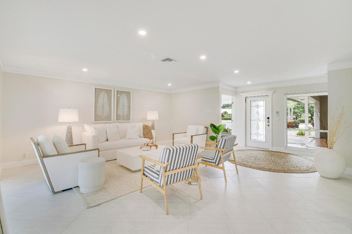 125 Clubhouse Boulevard