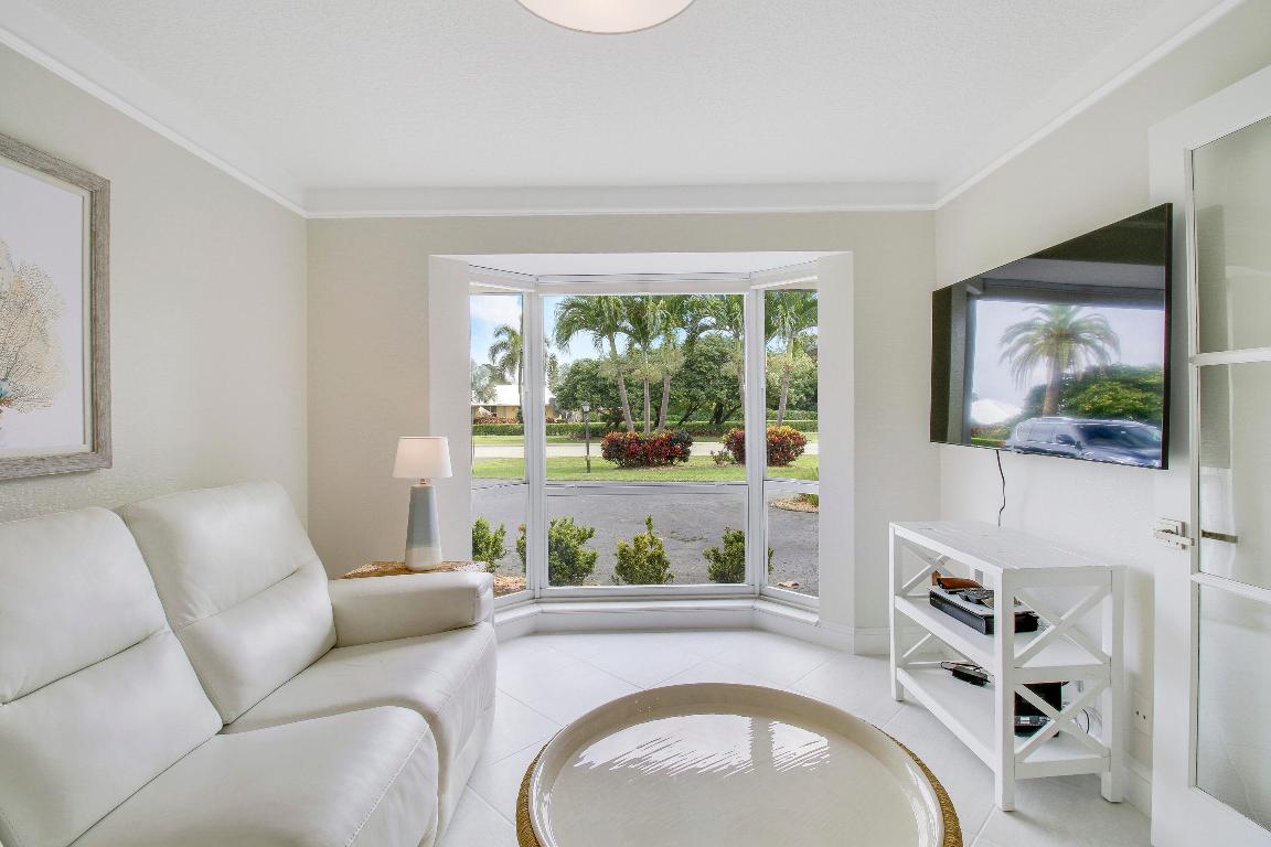 125 Clubhouse Boulevard