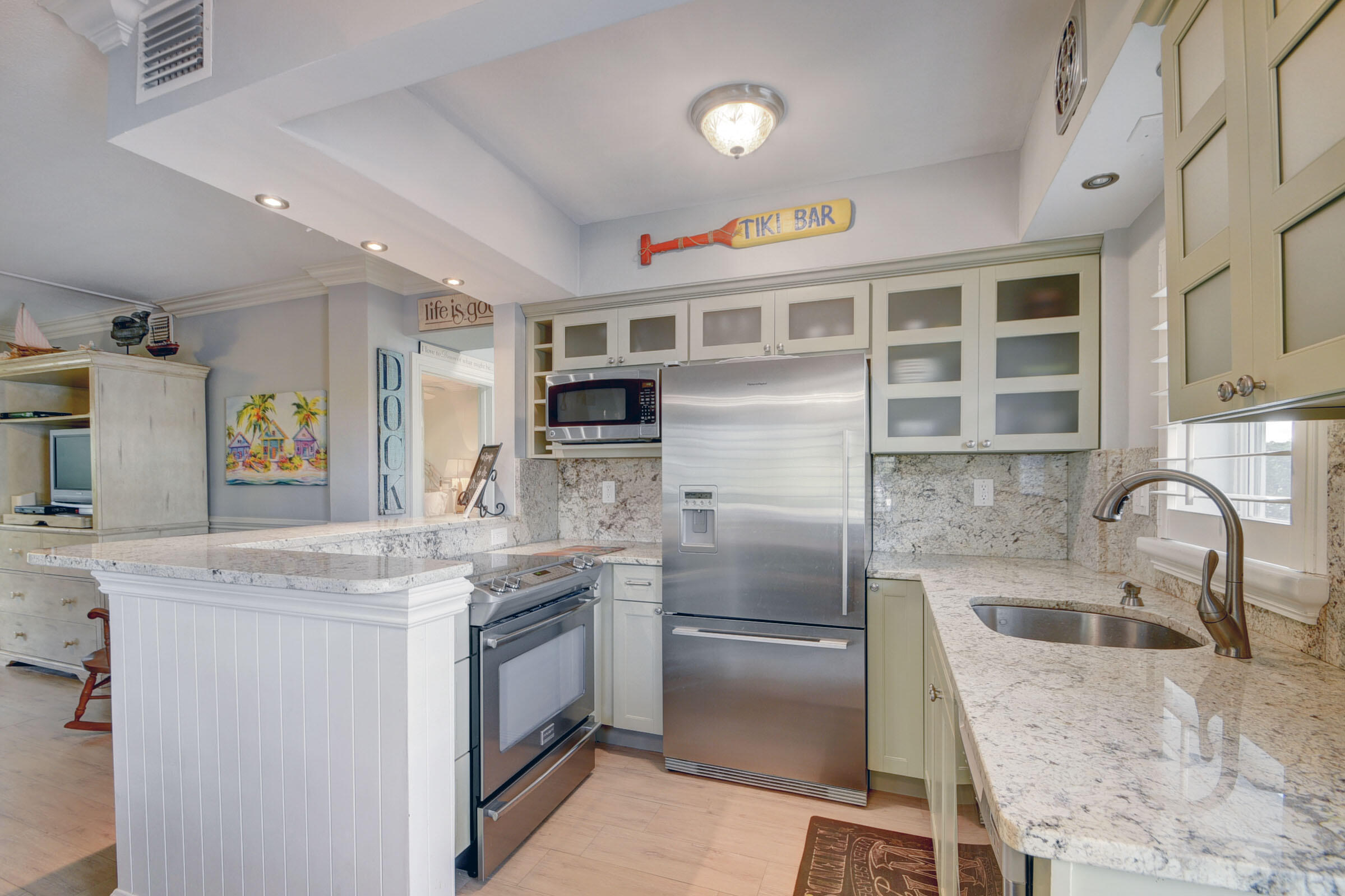 6520 N Ocean Boulevard 3