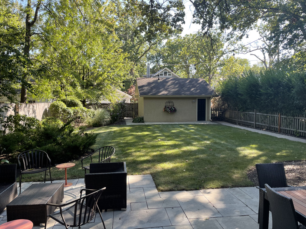 1411 Maple Avenue
