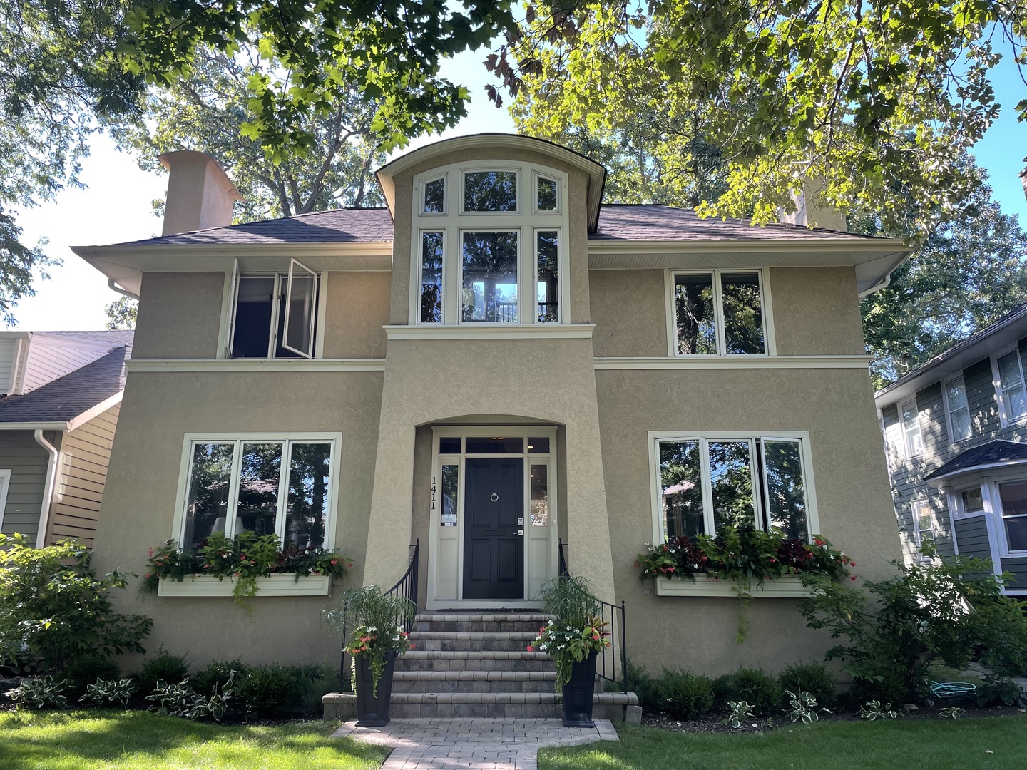 1411 Maple Avenue