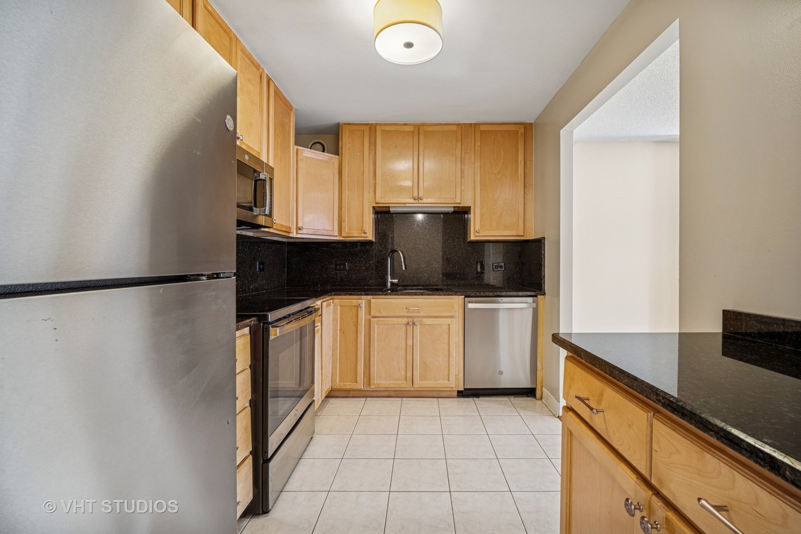 70 W Huron Street Unit: 606