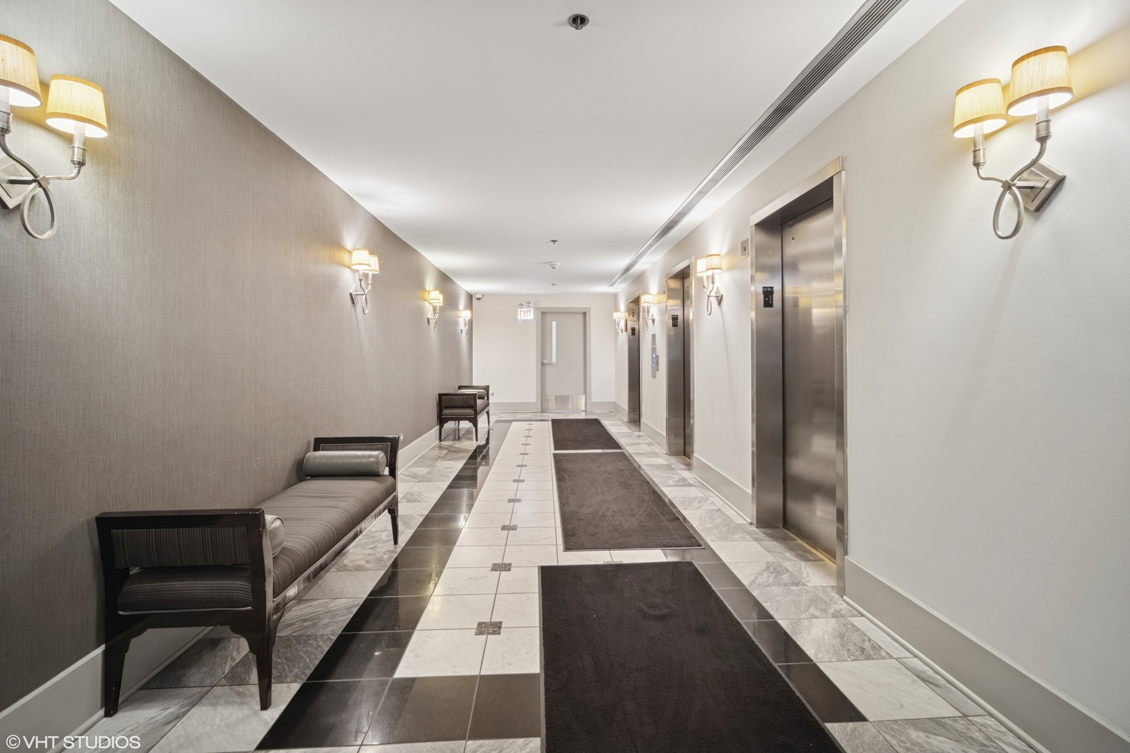 70 W Huron Street Unit: 606