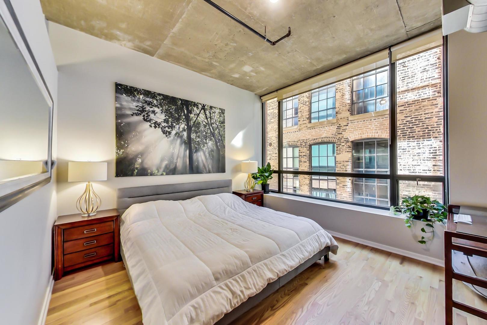 520 S STATE Street Unit: 616
