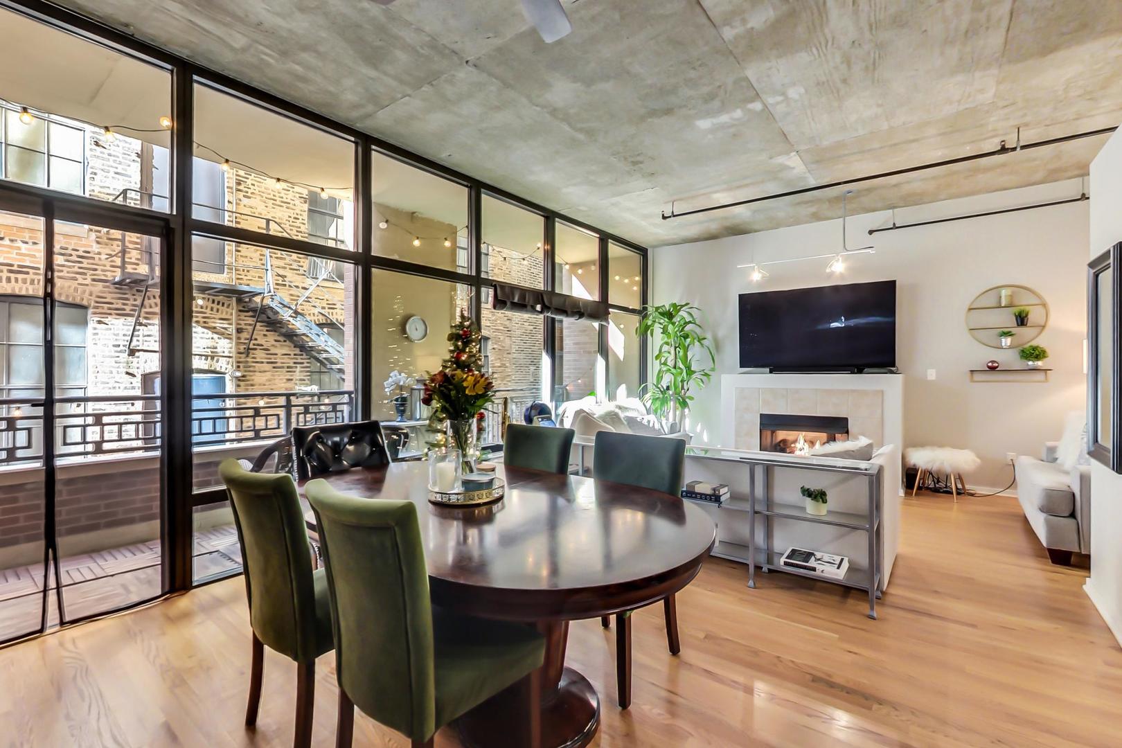 520 S STATE Street Unit: 616