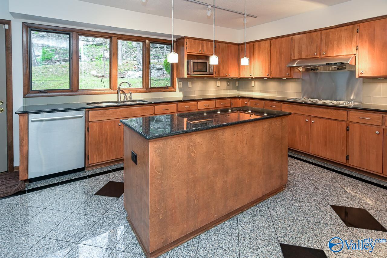 1421 Chandler Road SE