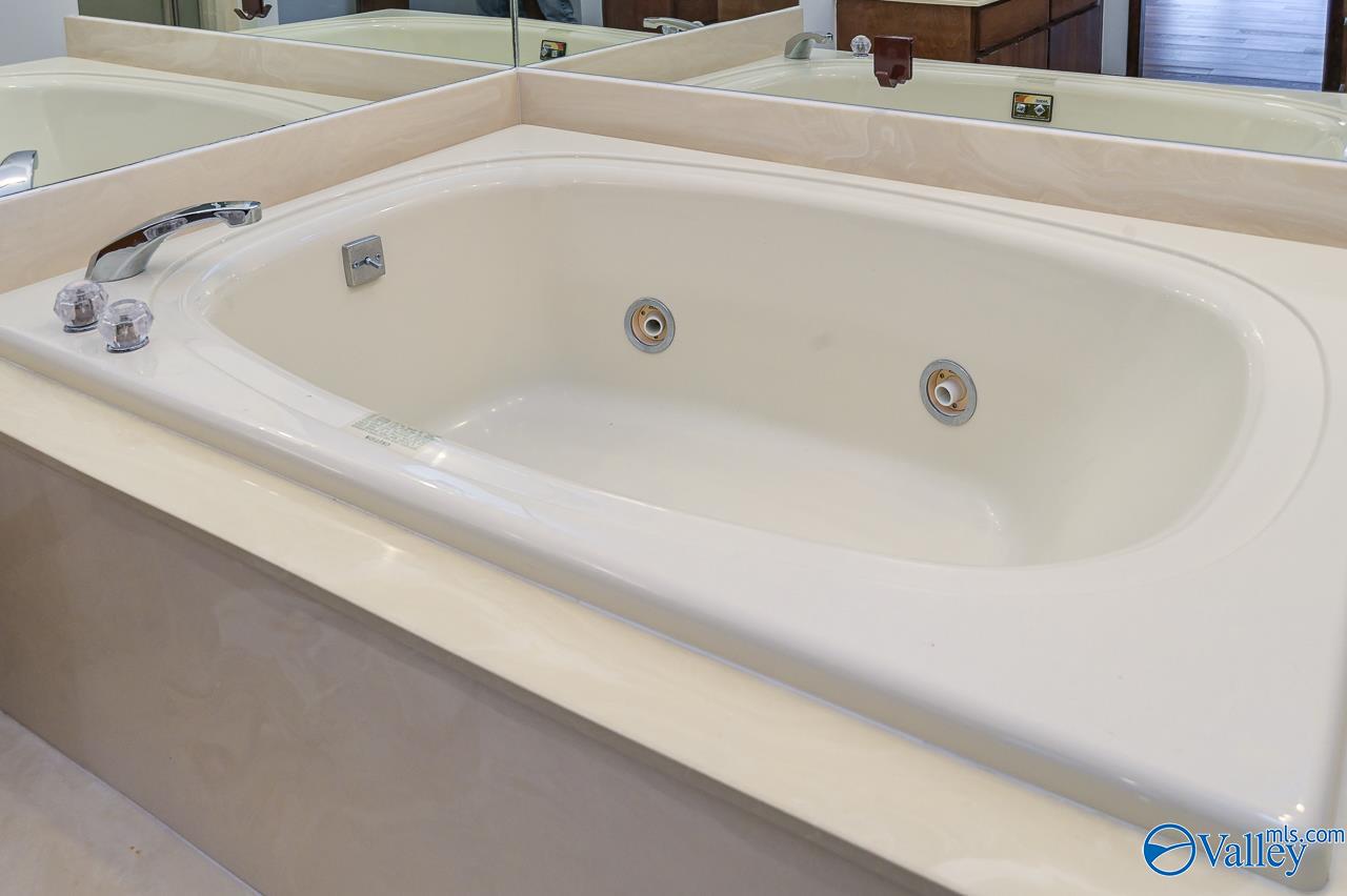 1421 Chandler Road SE