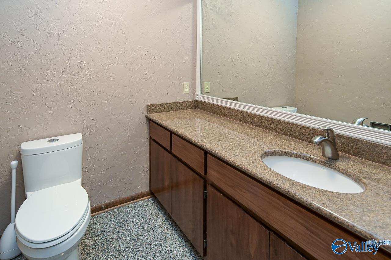 1421 Chandler Road SE