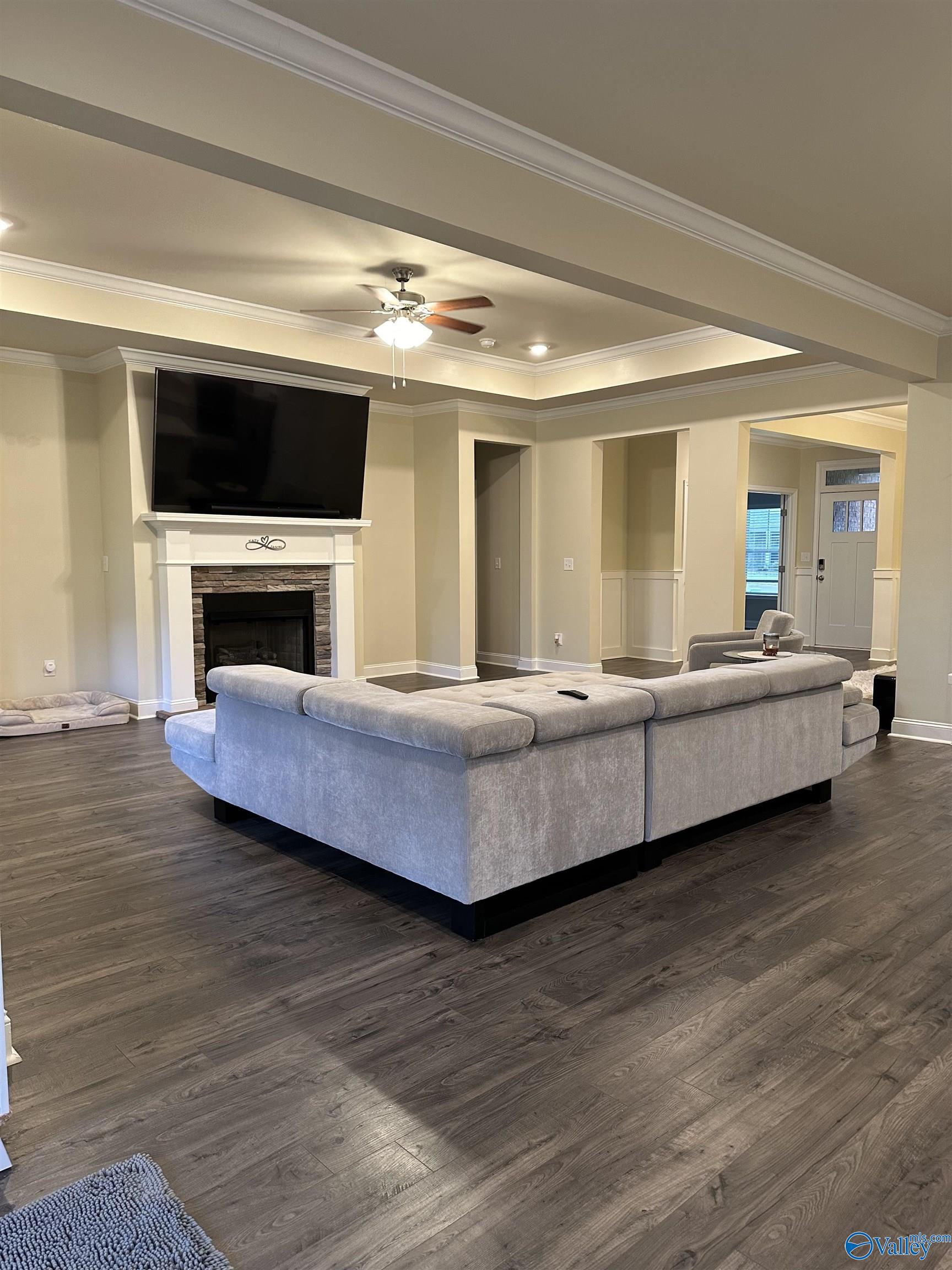 529 W River Landing Blvd