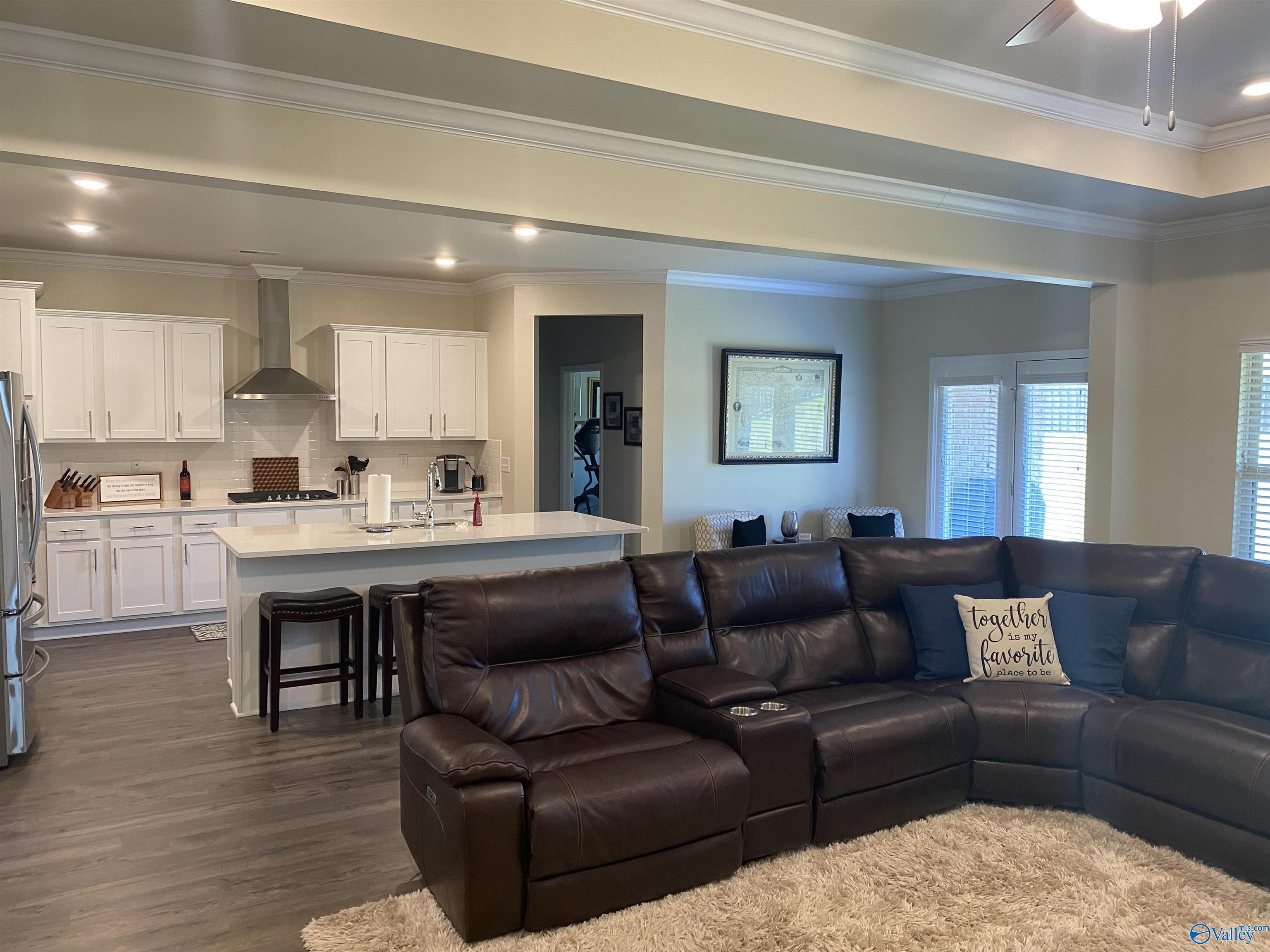 529 W River Landing Blvd