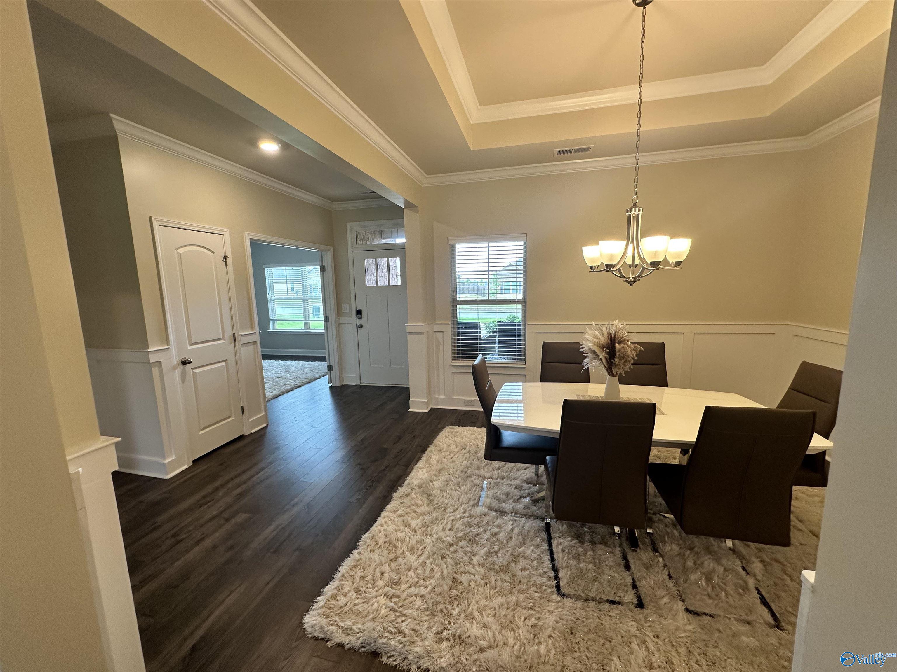 529 W River Landing Blvd W